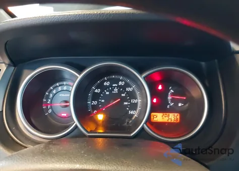 2010 Nissan Versa 1.8S z USA, uszkodzony, nr VIN 3N1BC1AP4AL422362